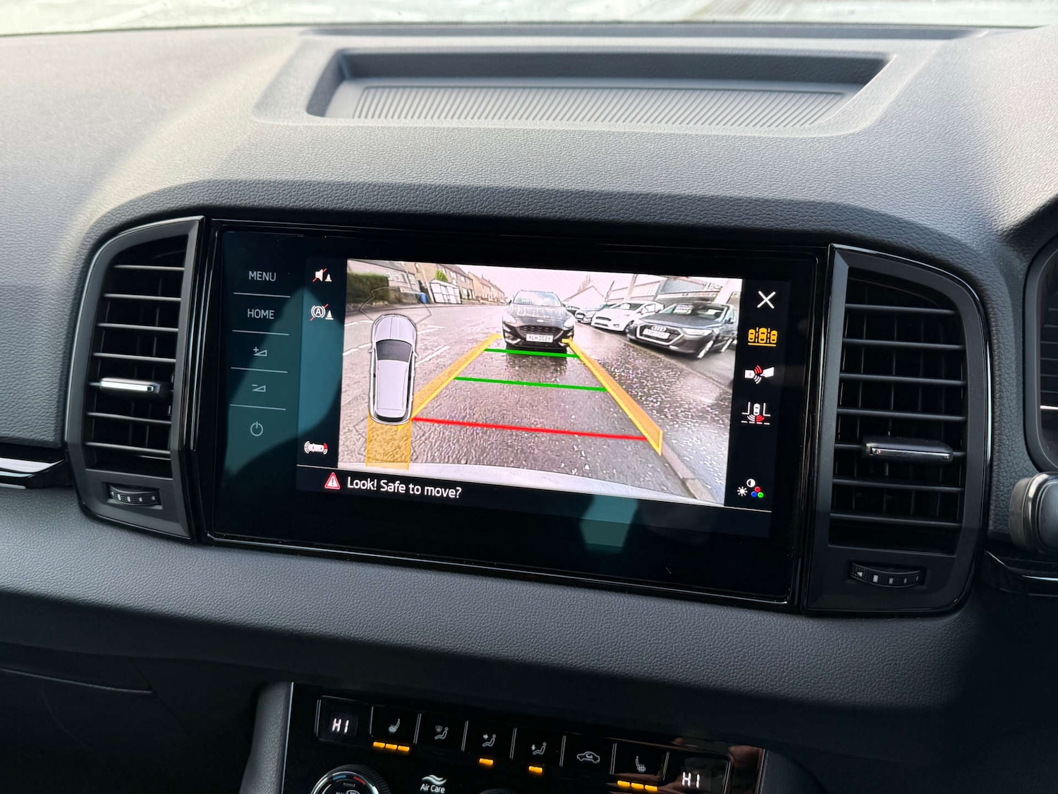 Used Skoda Karoq 2025 for sale - 76830876: Photo 24