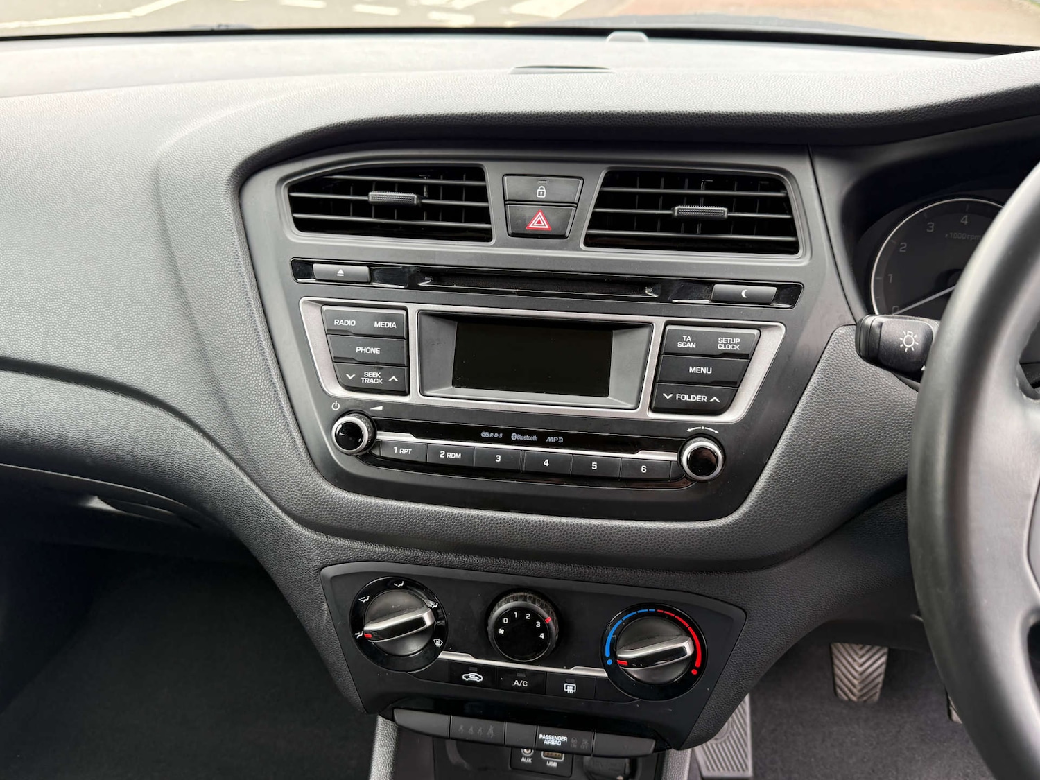 Used Hyundai i20 2018 for sale - 76830892: Photo 15