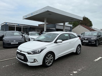 Used Hyundai i20 2018 for sale - 76830892: Photo