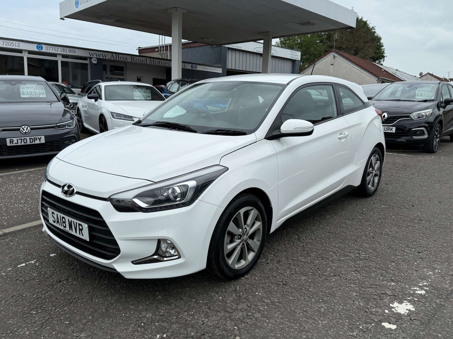 Used Hyundai i20 2018 for sale - 76830892: Photo 3