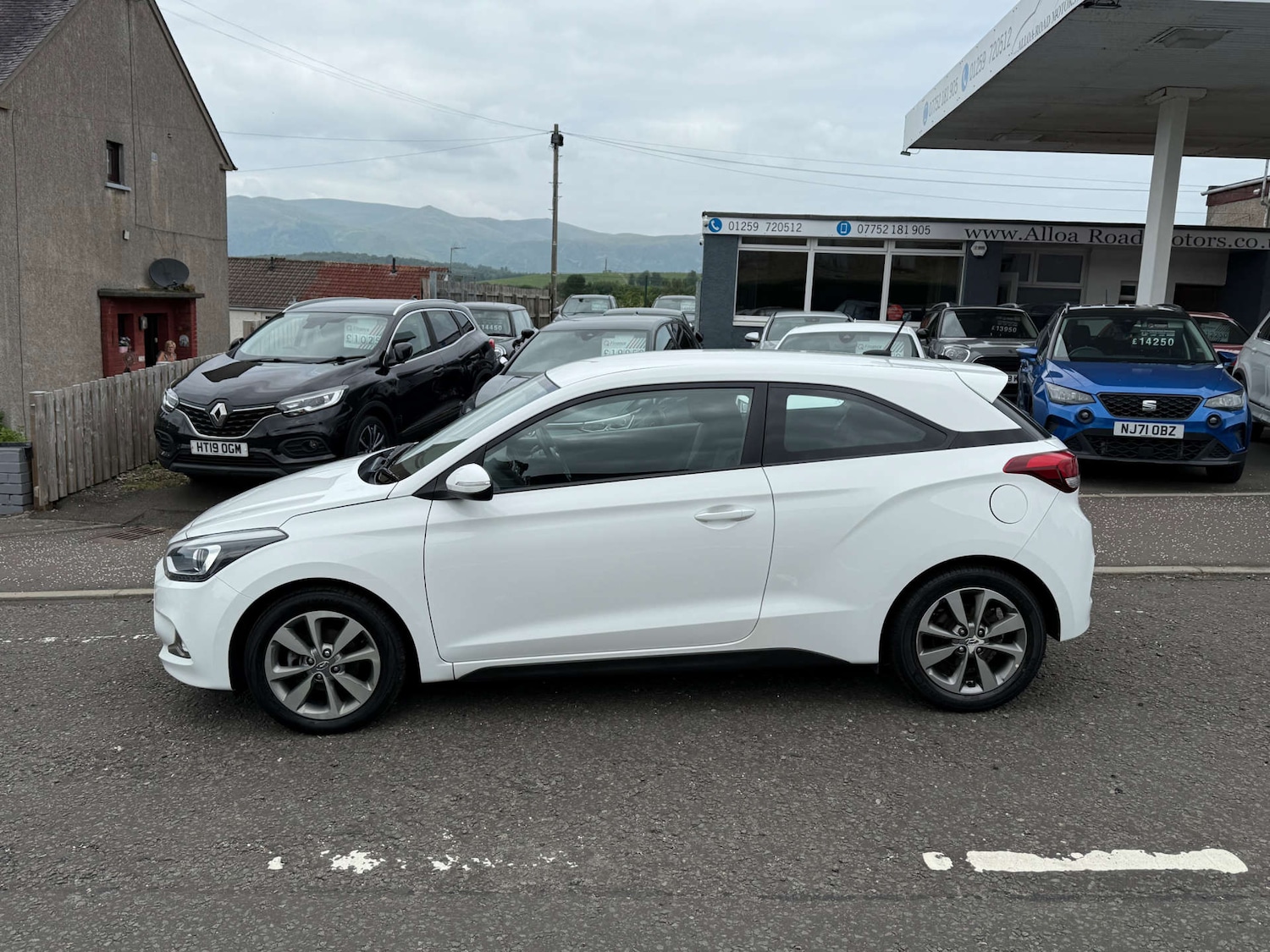 Used Hyundai i20 2018 for sale - 76830892: Photo 4