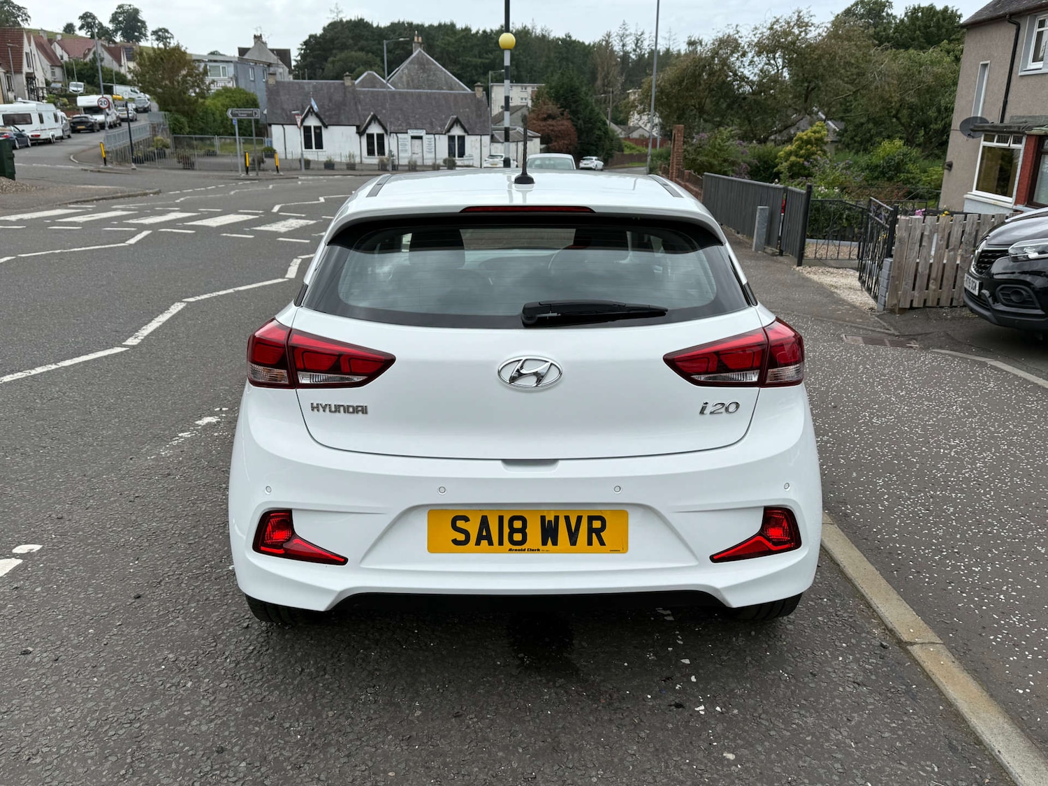 Used Hyundai i20 2018 for sale - 76830892: Photo 9