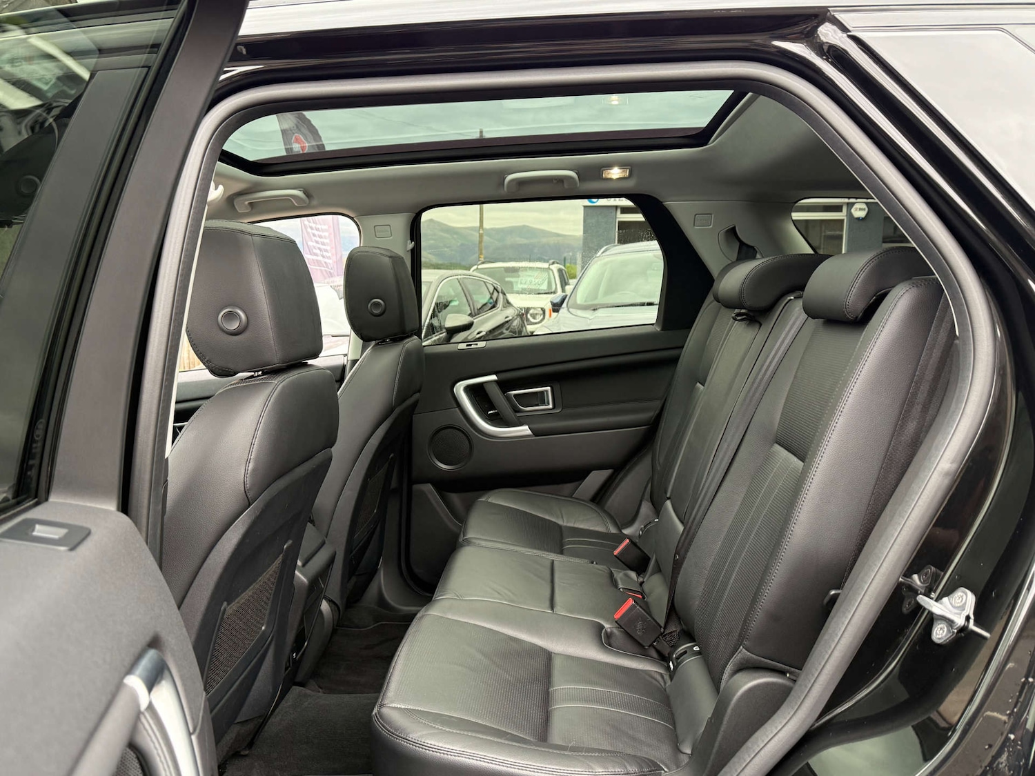 Used Land Rover Discovery Sport 2018 for sale - 76830964: Photo 18