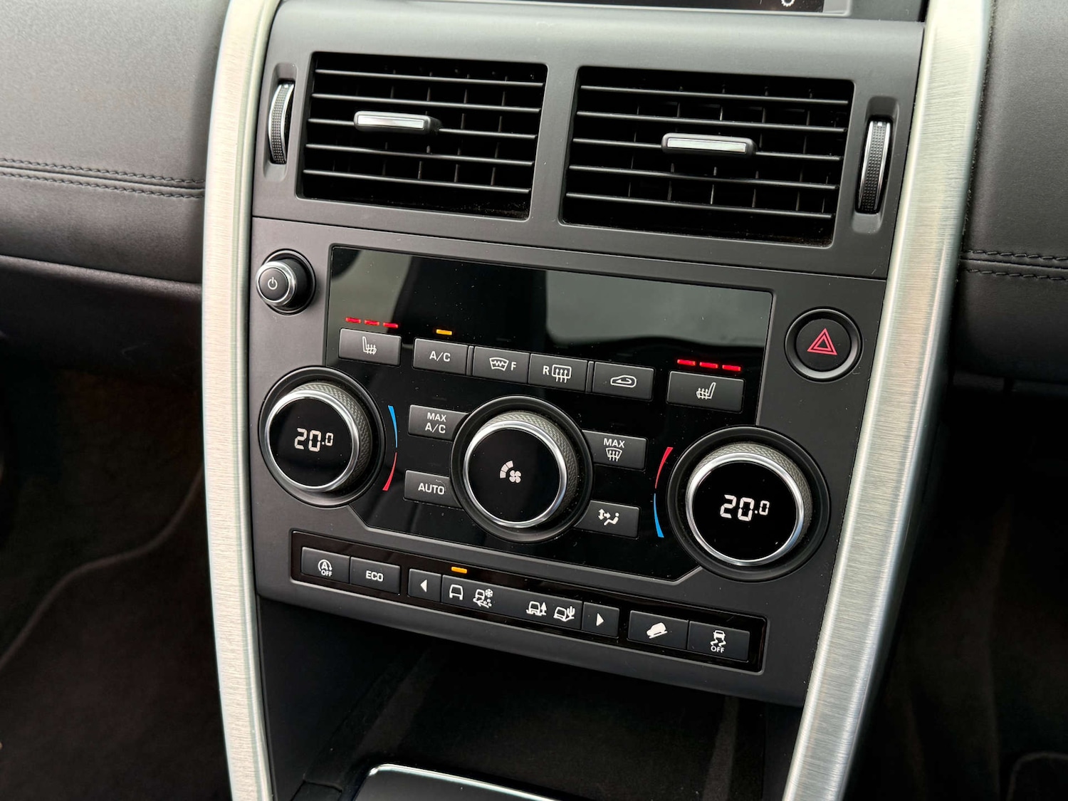 Used Land Rover Discovery Sport 2018 for sale - 76830964: Photo 25