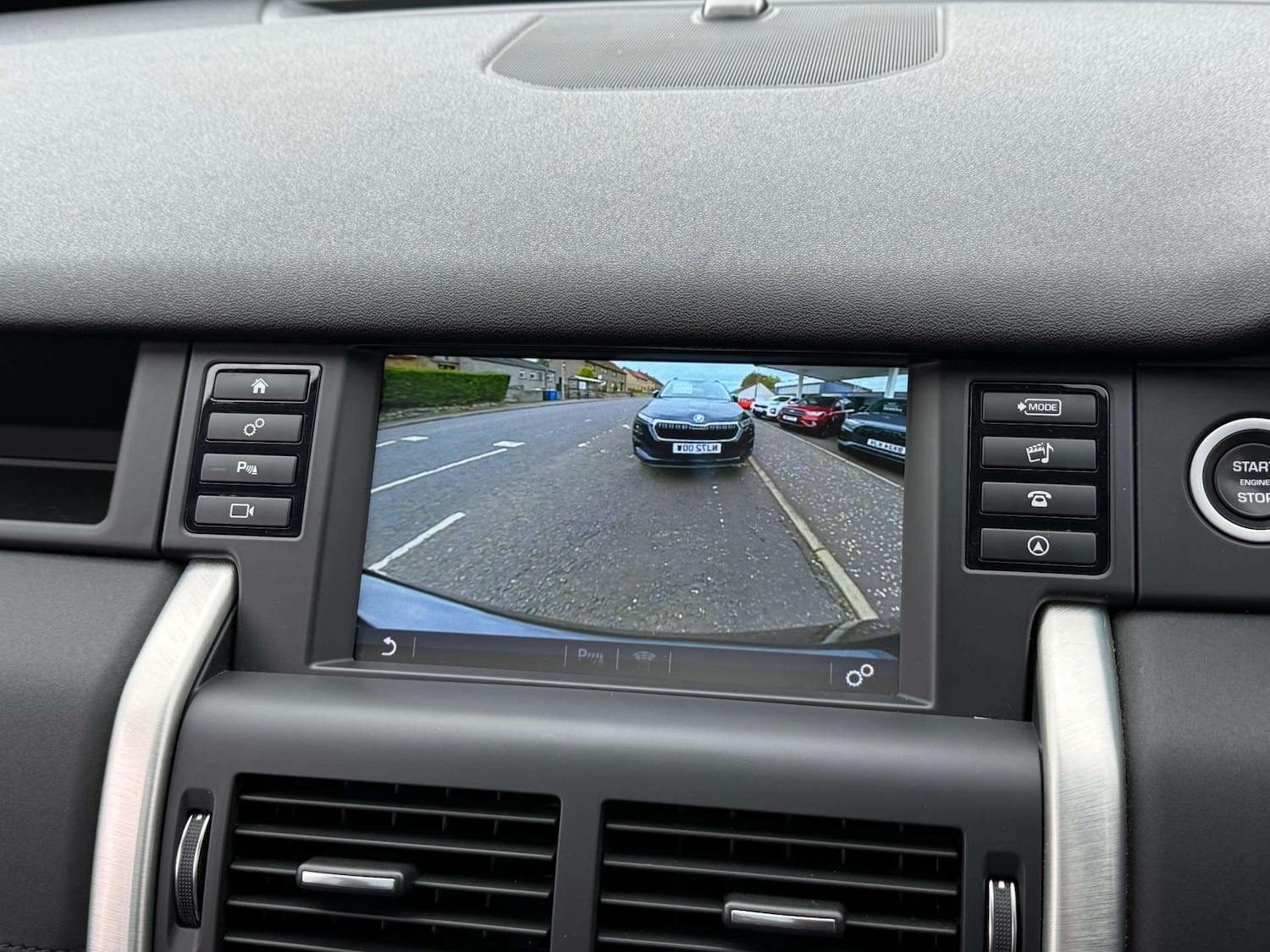 Used Land Rover Discovery Sport 2018 for sale - 76830964: Photo 28