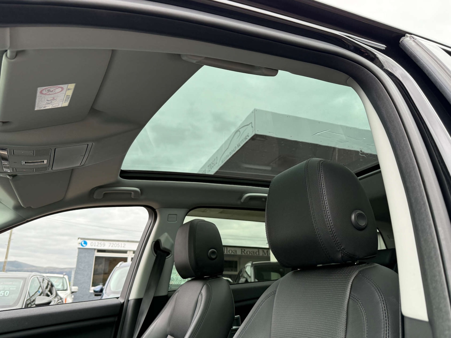 Used Land Rover Discovery Sport 2018 for sale - 76830964: Photo 3