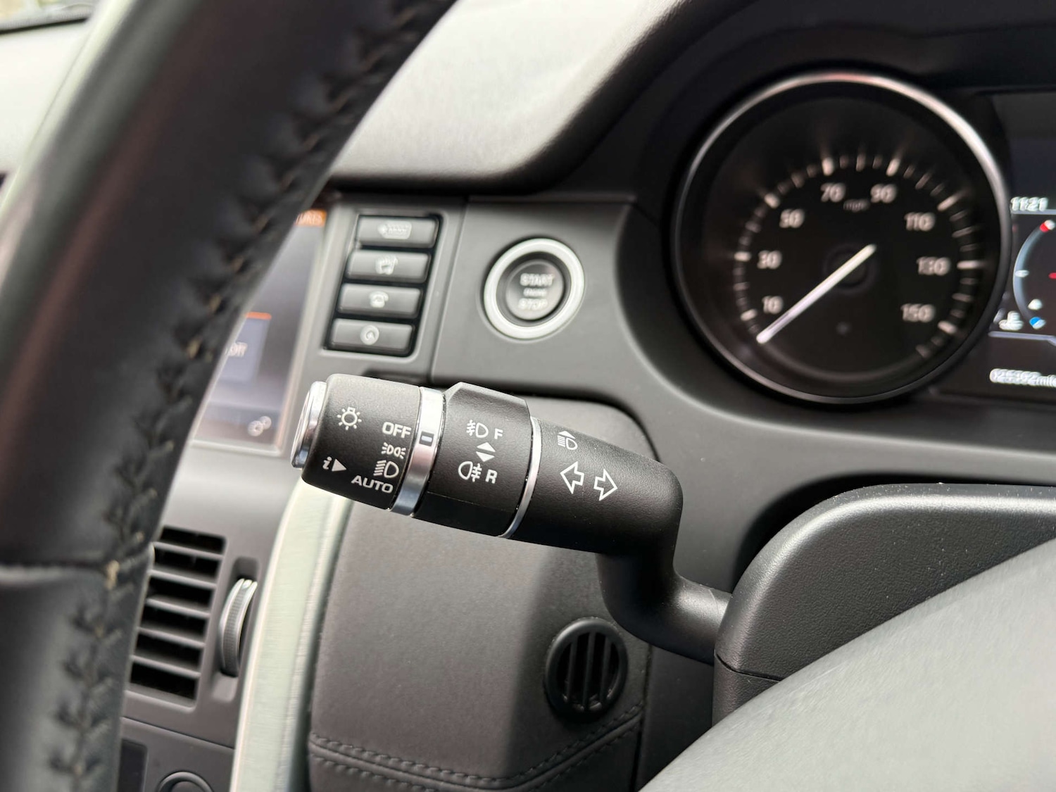 Used Land Rover Discovery Sport 2018 for sale - 76830964: Photo 33