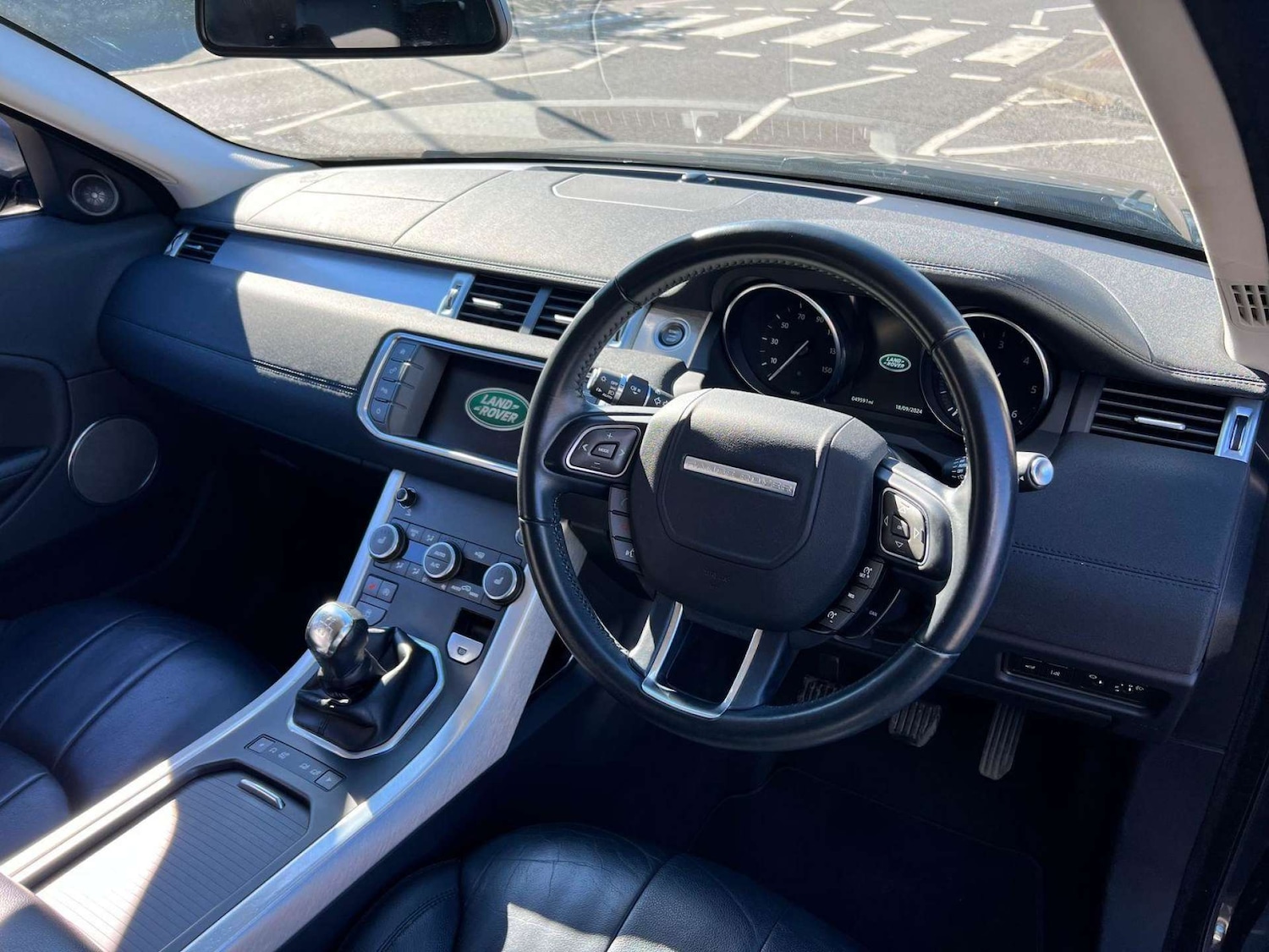 Used Land Rover Range Rover Evoque 2015 for sale - 76830905: Photo 2