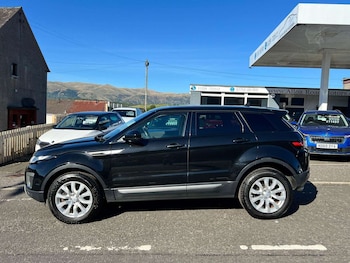 Used Land Rover Range Rover Evoque 2015 for sale - 76830905: Photo