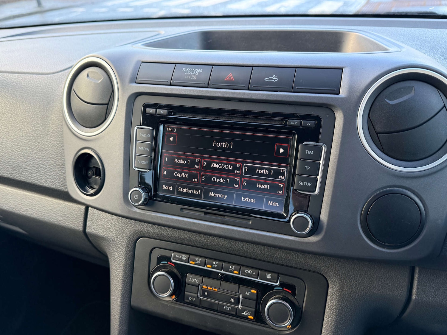 Used Volkswagen Amarok 2012 for sale - 77129092: Photo 18