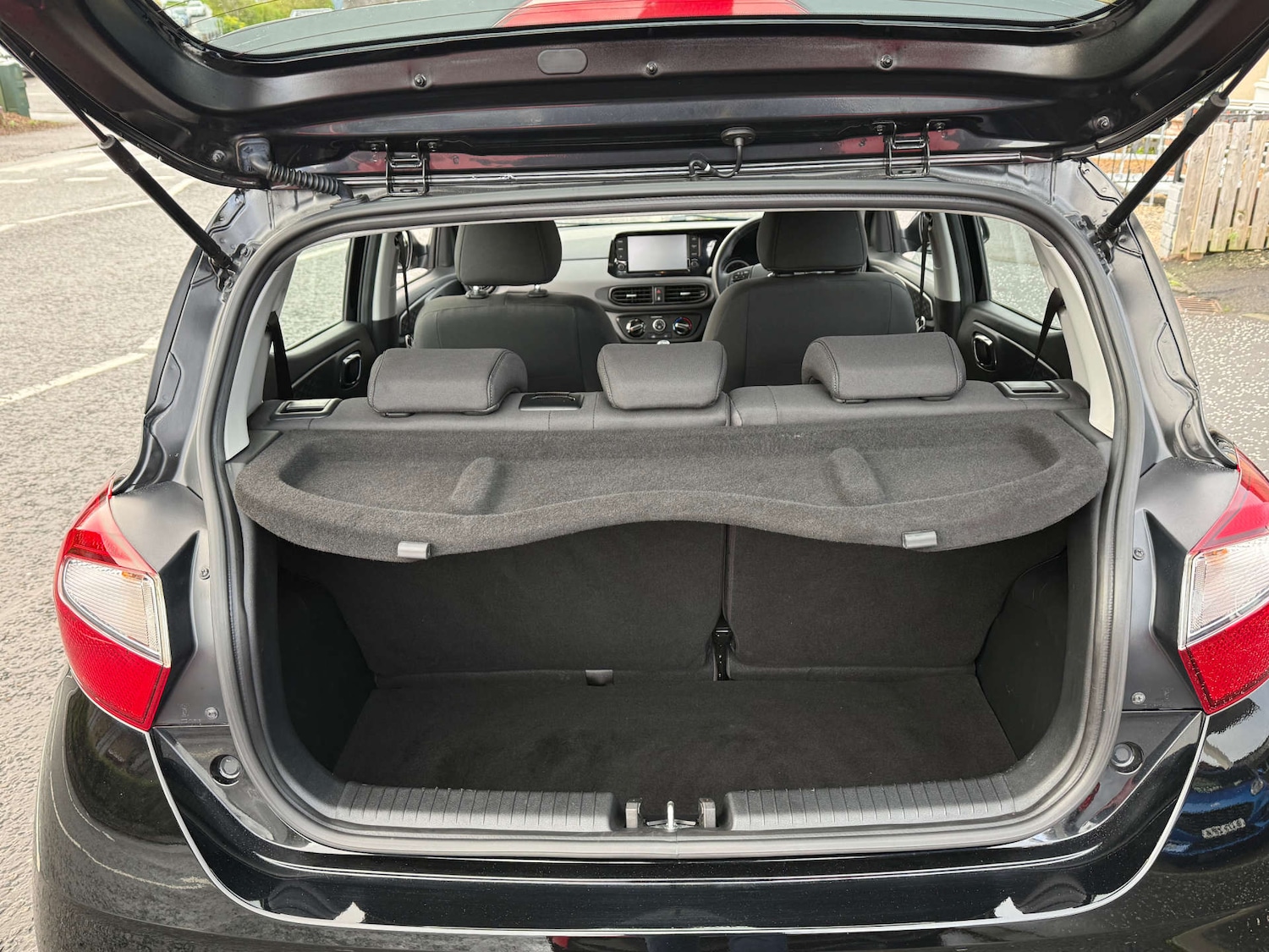 Used Hyundai i10 2021 for sale - 76830893: Photo 21