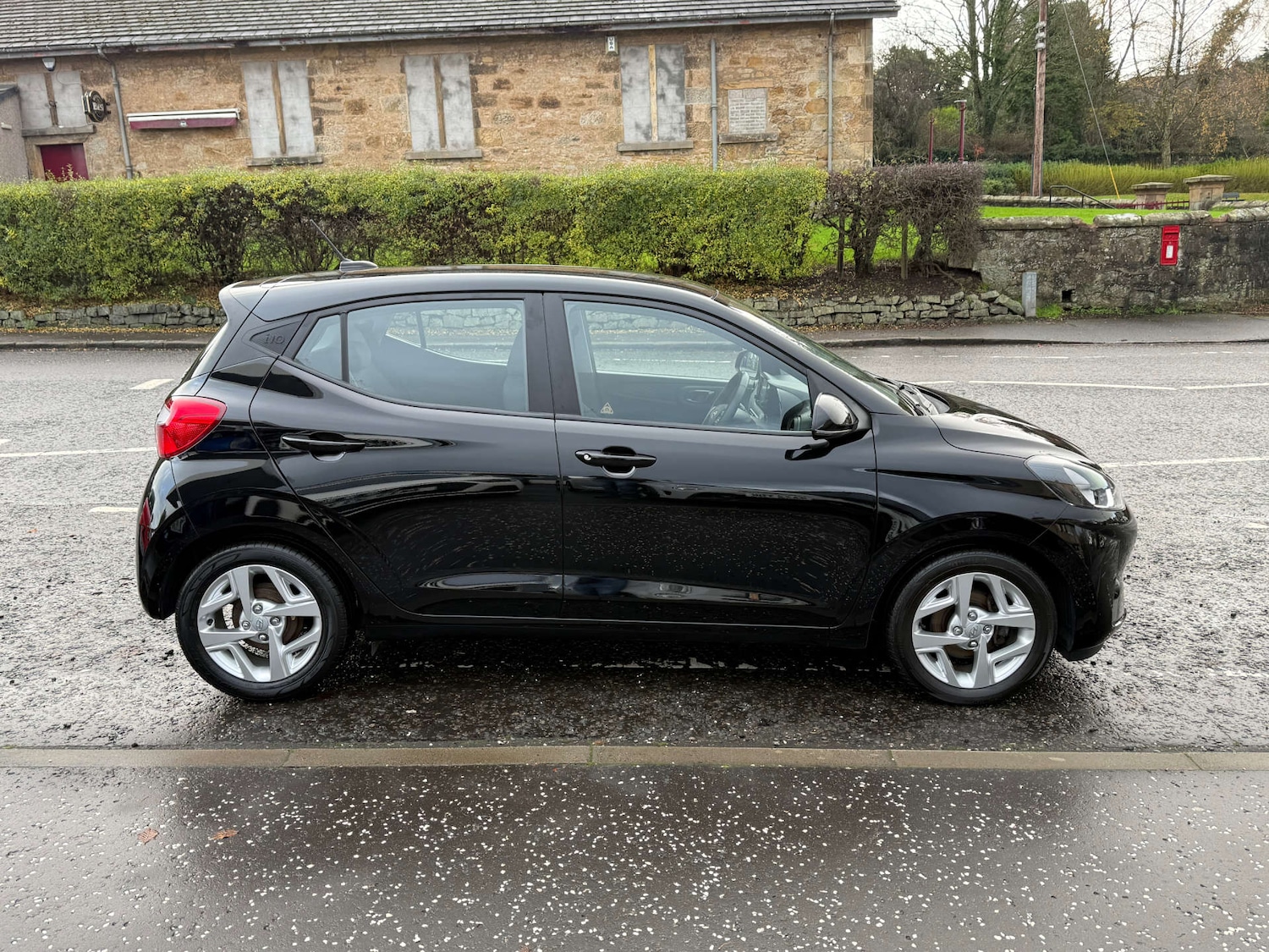 Used Hyundai i10 2021 for sale - 76830893: Photo 9