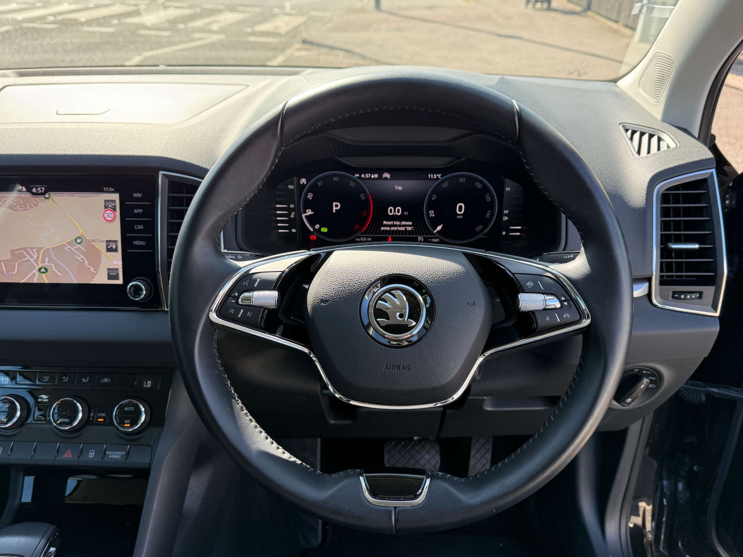 Used Skoda Karoq 2022 for sale - 76830944: Photo 18