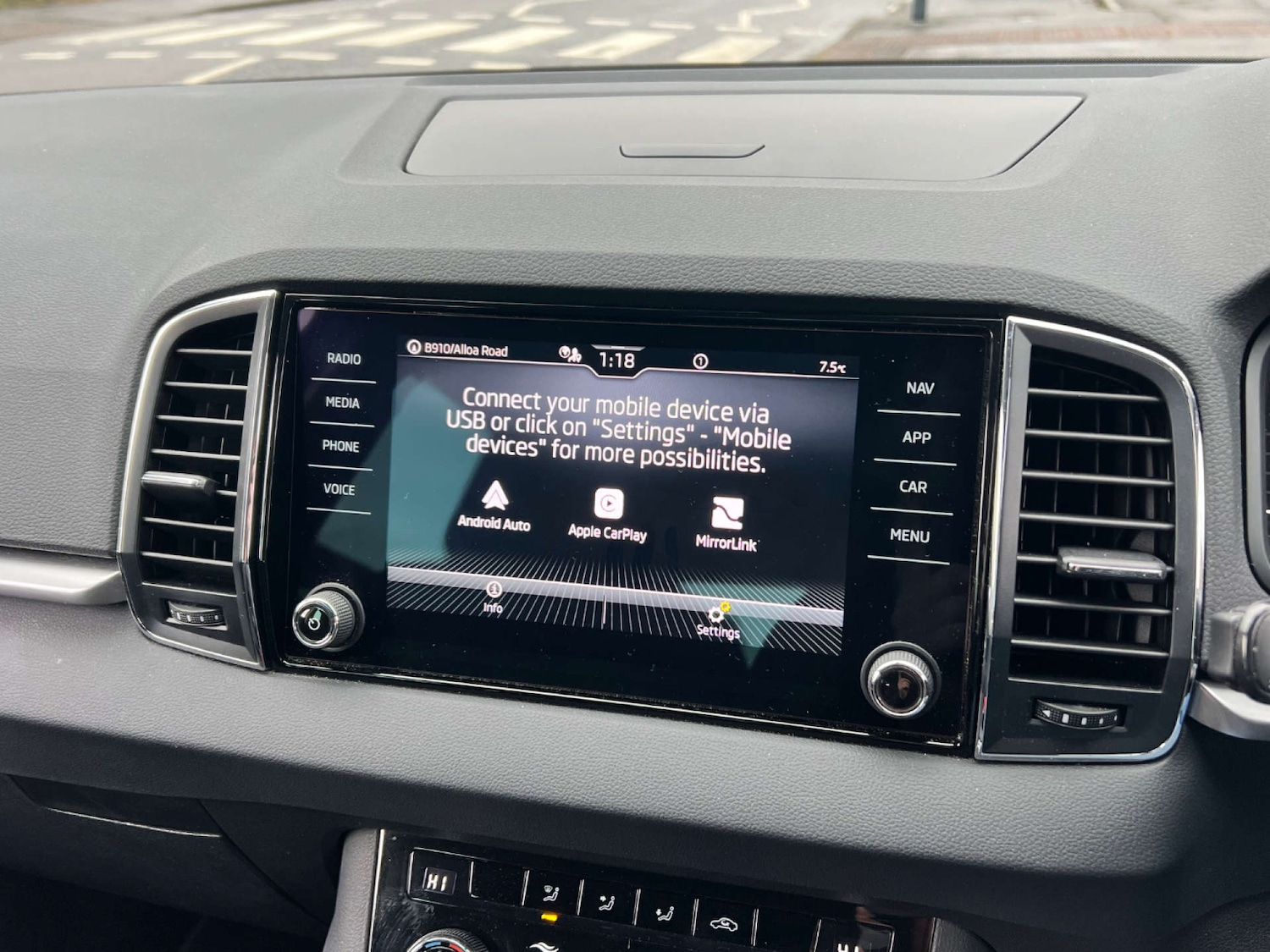 Used Skoda Karoq 2022 for sale - 76830944: Photo 20