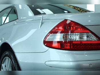Used Mercedes-Benz SL 2007 for sale - 78620100: Photo