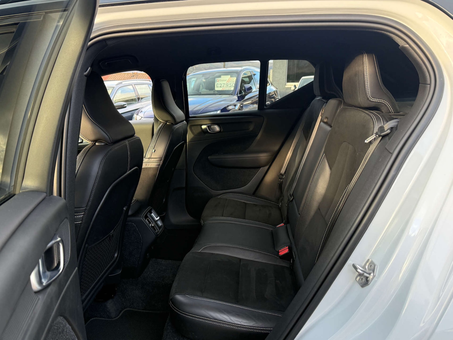 Used Volvo XC40 2020 for sale - 76830924: Photo 16