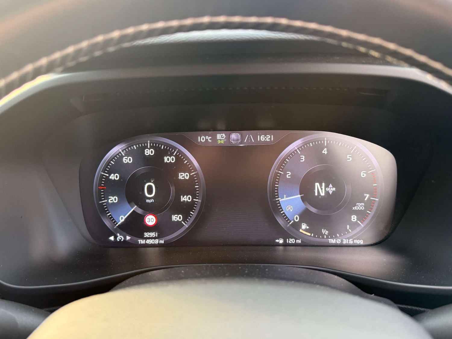 Used Volvo XC40 2020 for sale - 76830924: Photo 19