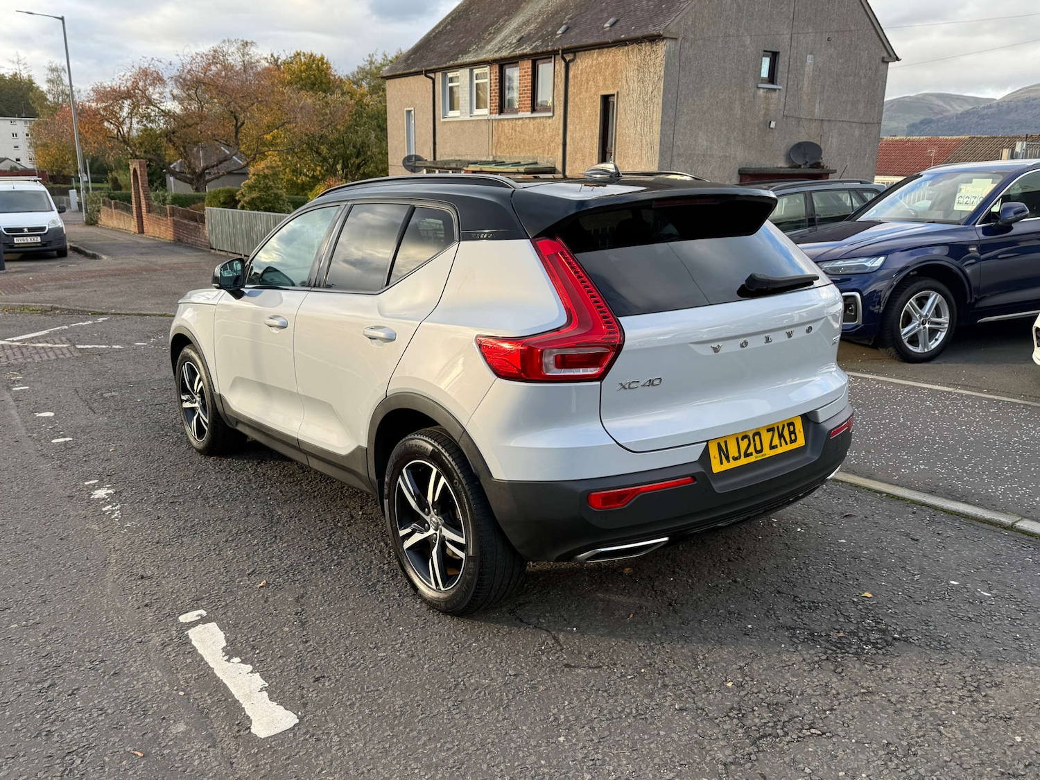 Used Volvo XC40 2020 for sale - 76830924: Photo 6