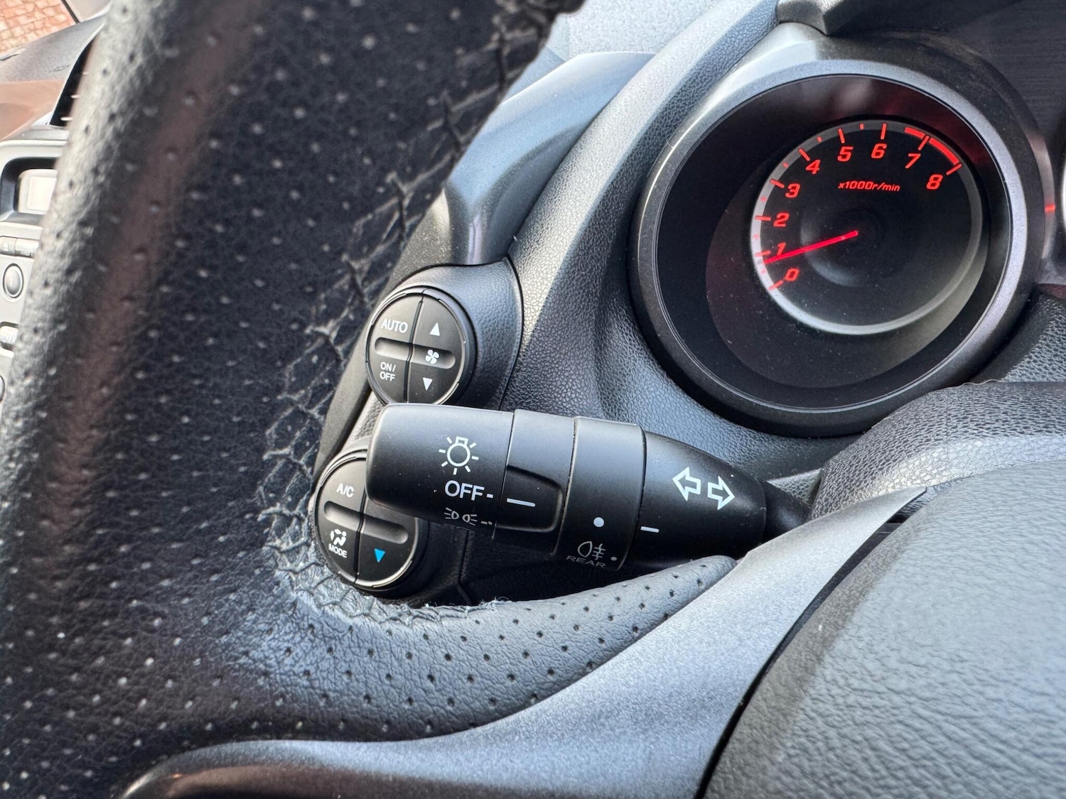 Used Honda Jazz 2014 for sale - 77290429: Photo 24