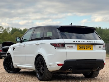 Used Land Rover Range Rover Sport 2016 for sale - 79540499: Photo