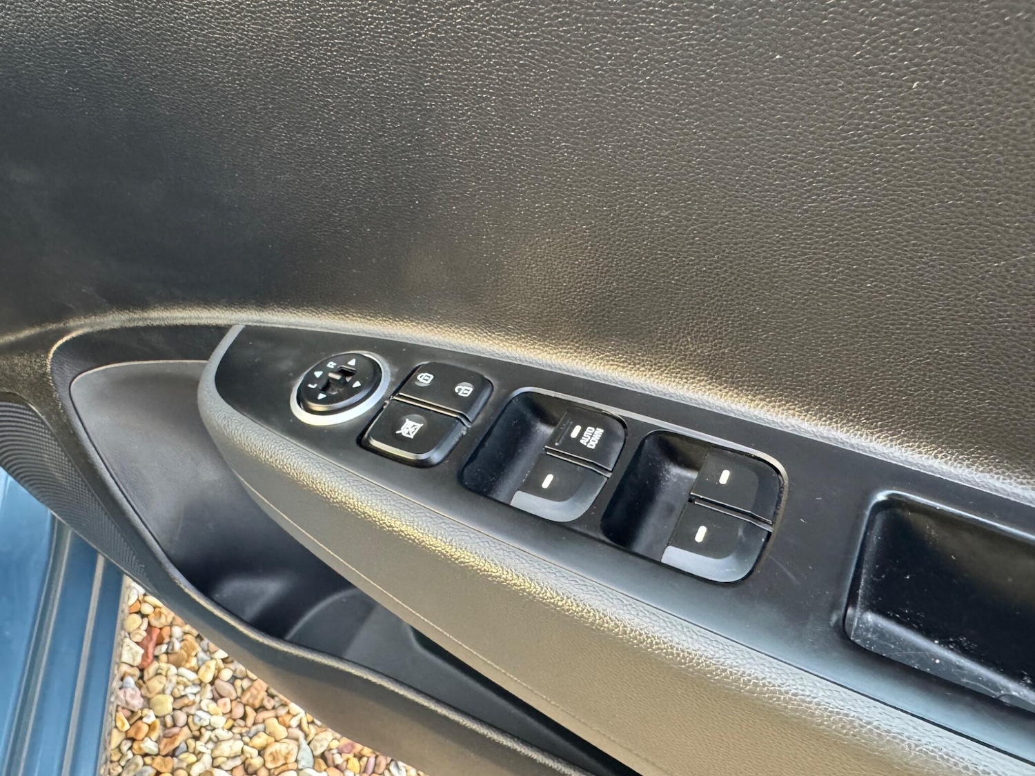 Used Hyundai i10 for sale - 77683999: Photo 21