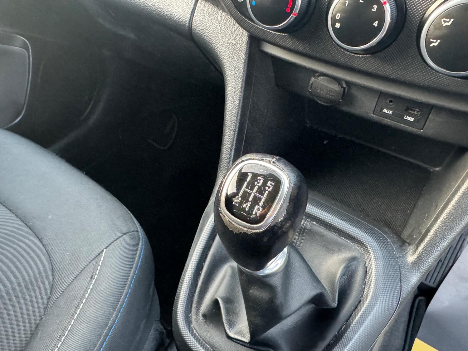 Used Hyundai i10 for sale - 77683999: Photo 23