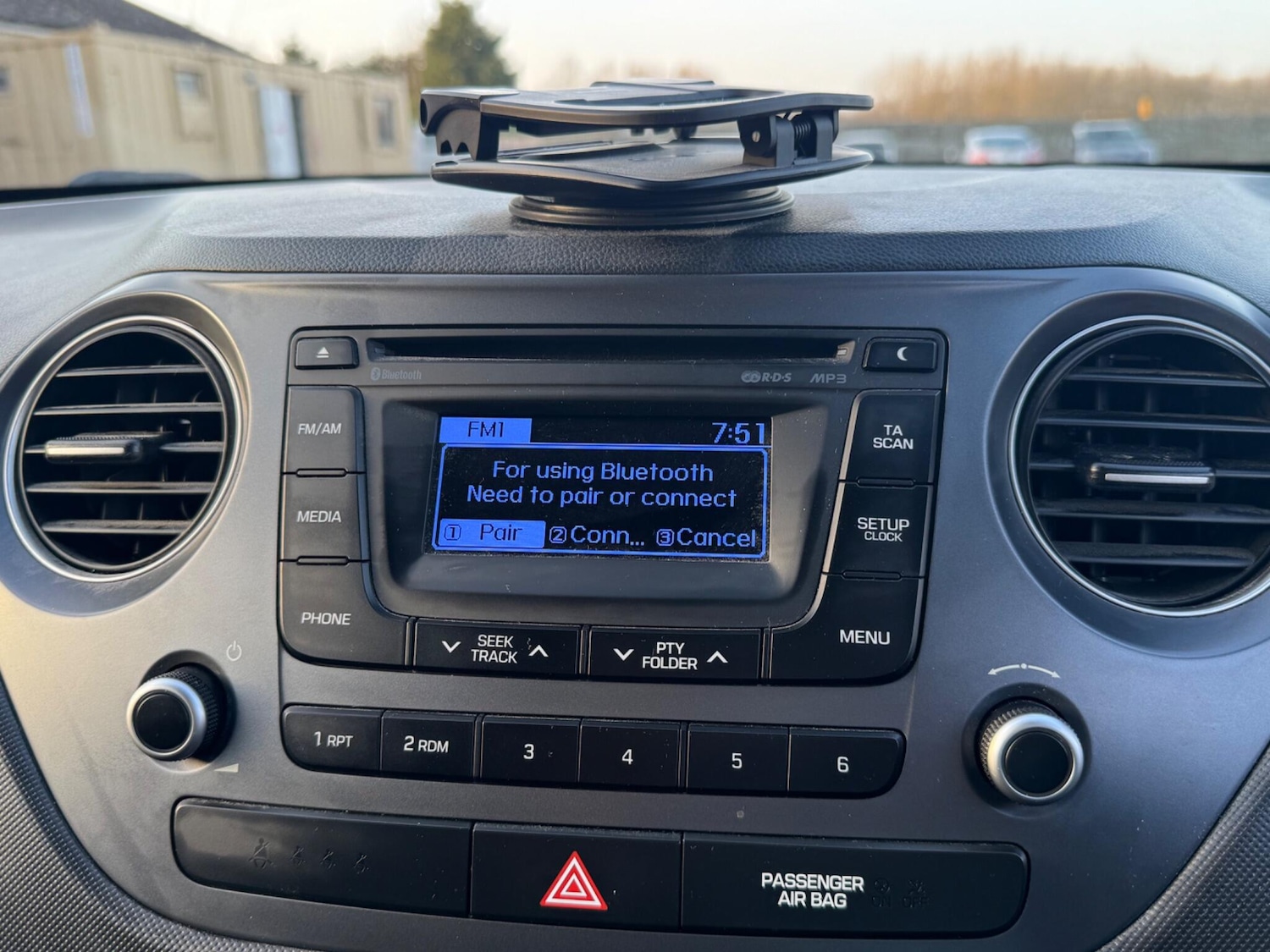 Used Hyundai i10 for sale - 77683999: Photo 26