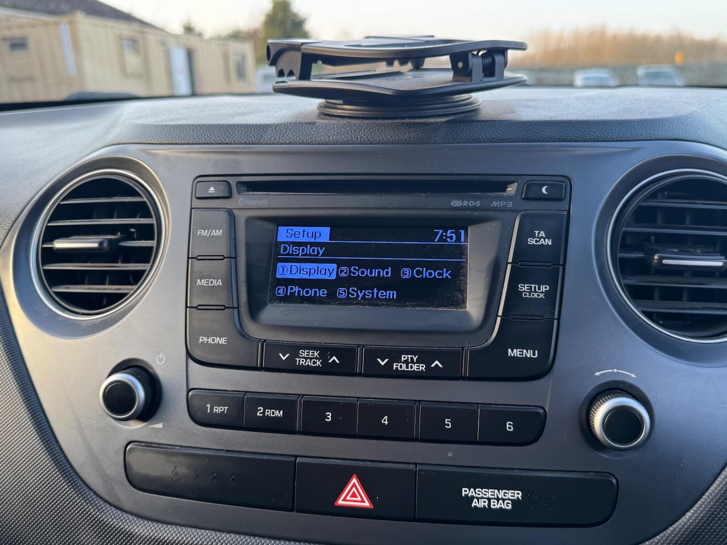 Used Hyundai i10 for sale - 77683999: Photo 28