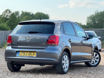 Used Volkswagen Polo 2014 for sale - 79159114: Photo