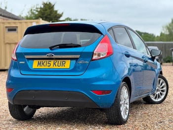 Used Ford Fiesta 2015 for sale - 78481501: Photo