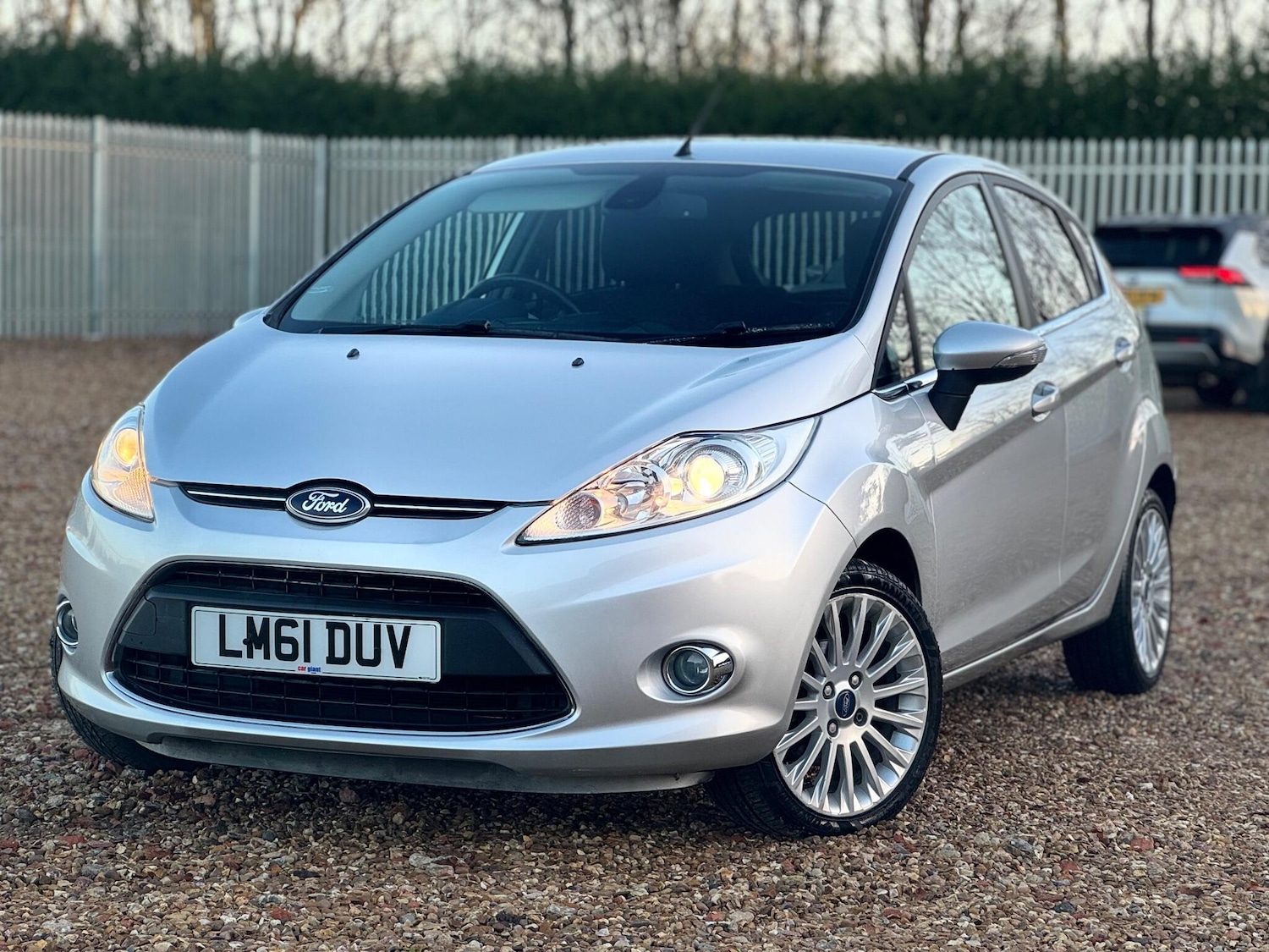 Used Ford Fiesta for sale - 77190437: Photo 2