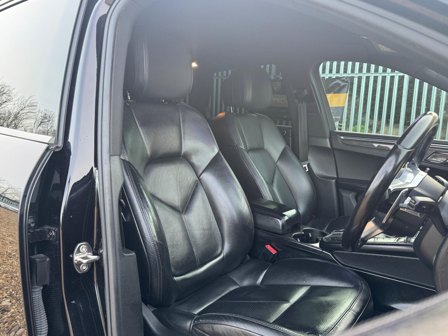 Used Porsche Macan 2017 for sale - 77559701: Photo 20