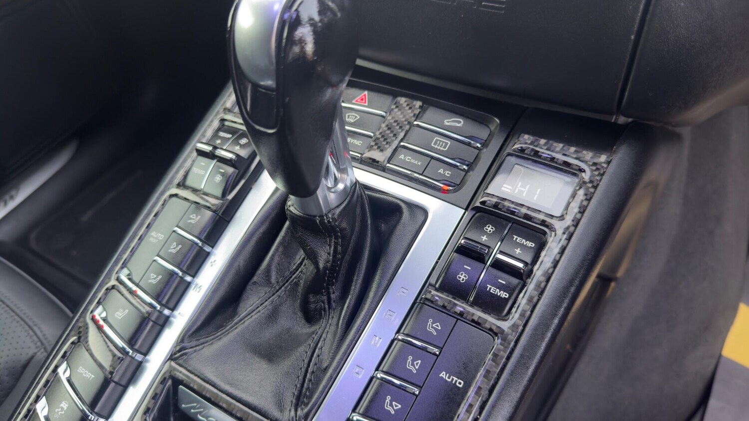 Used Porsche Macan 2017 for sale - 77559701: Photo 34