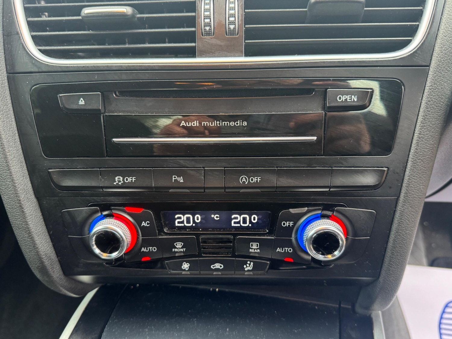 Used Audi A4 for sale - 77376699: Photo 32