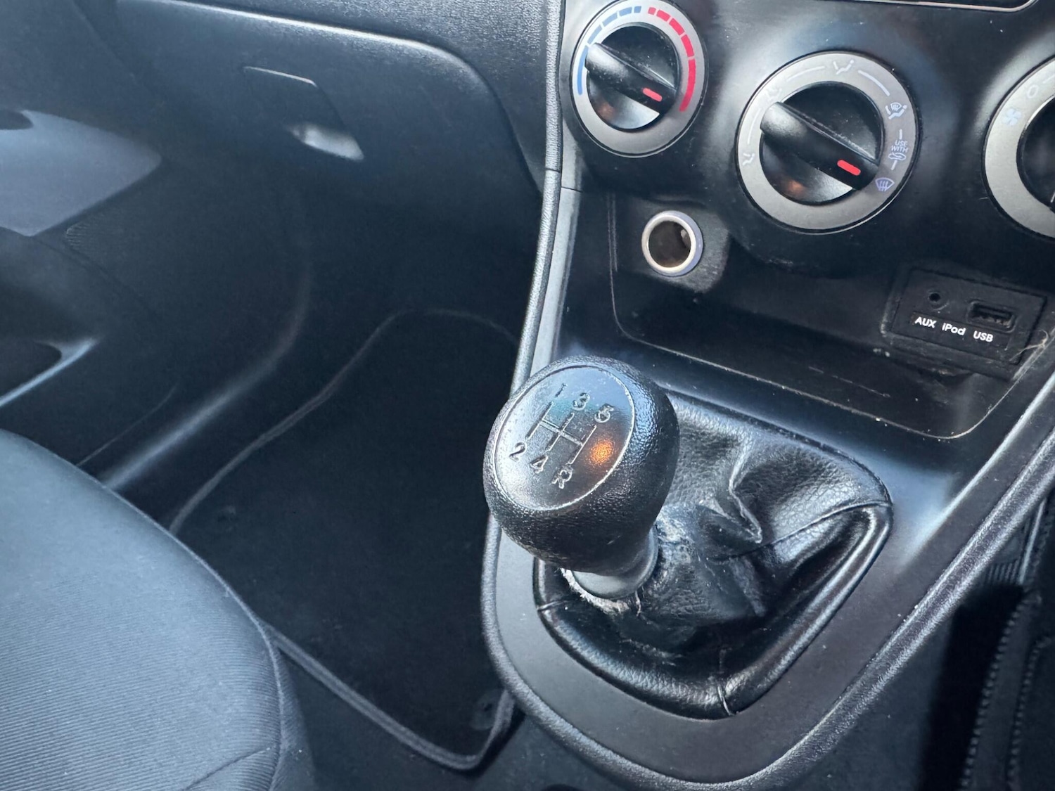 Used Hyundai i10 for sale - 77230183: Photo 23