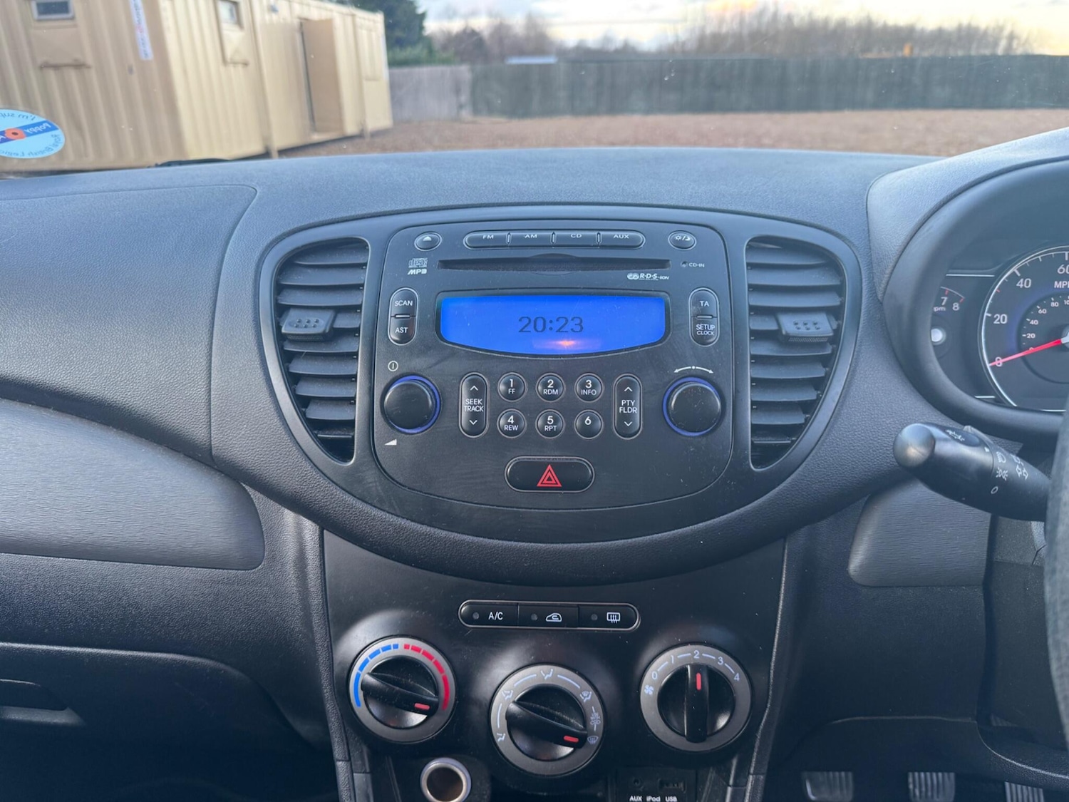 Used Hyundai i10 for sale - 77230183: Photo 24