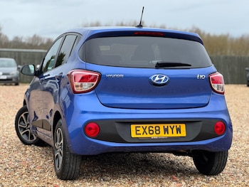 Used Hyundai i10 2018 for sale - 77898430: Photo