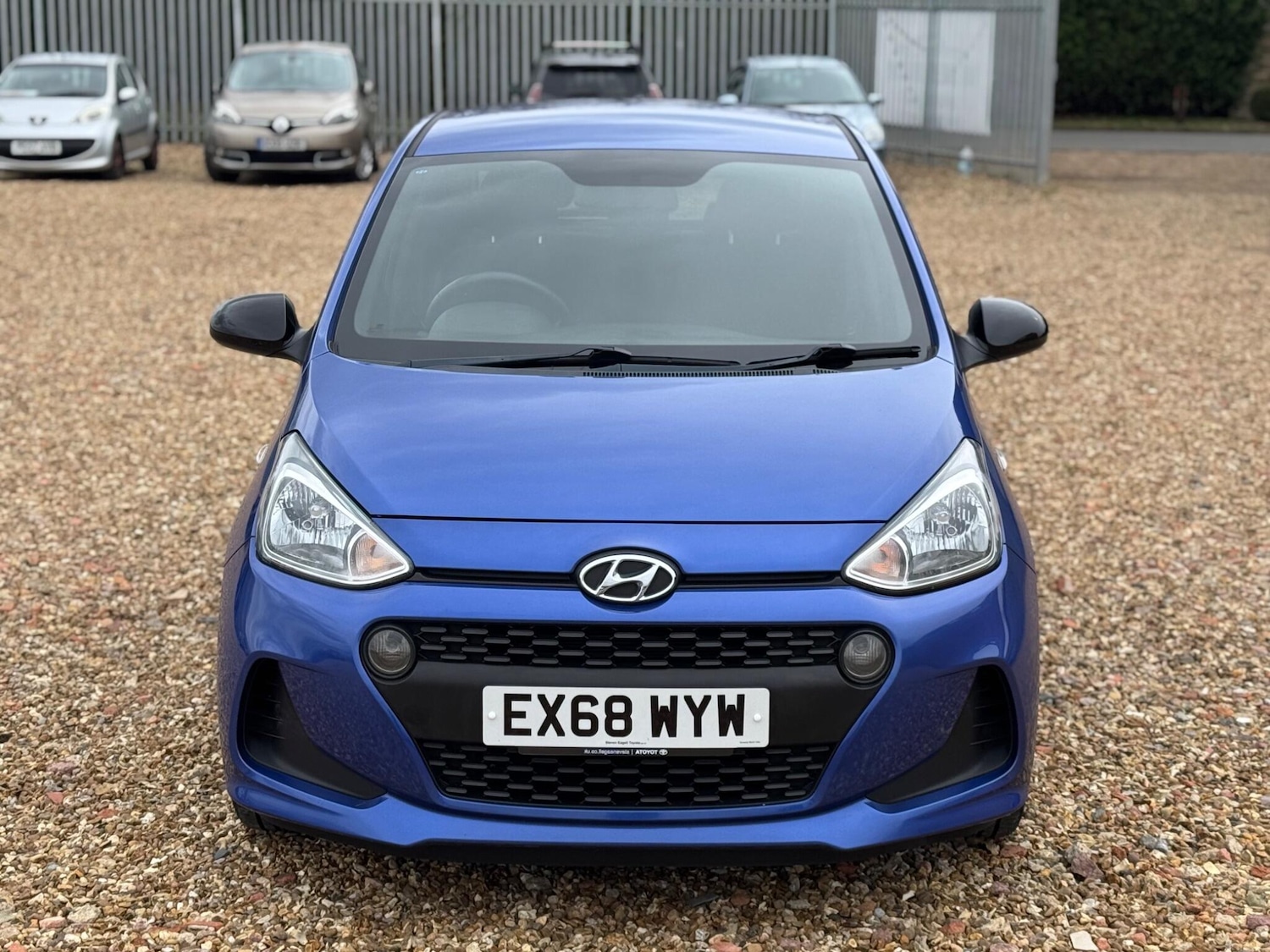 Used Hyundai i10 2018 for sale - 77898430: Photo 6