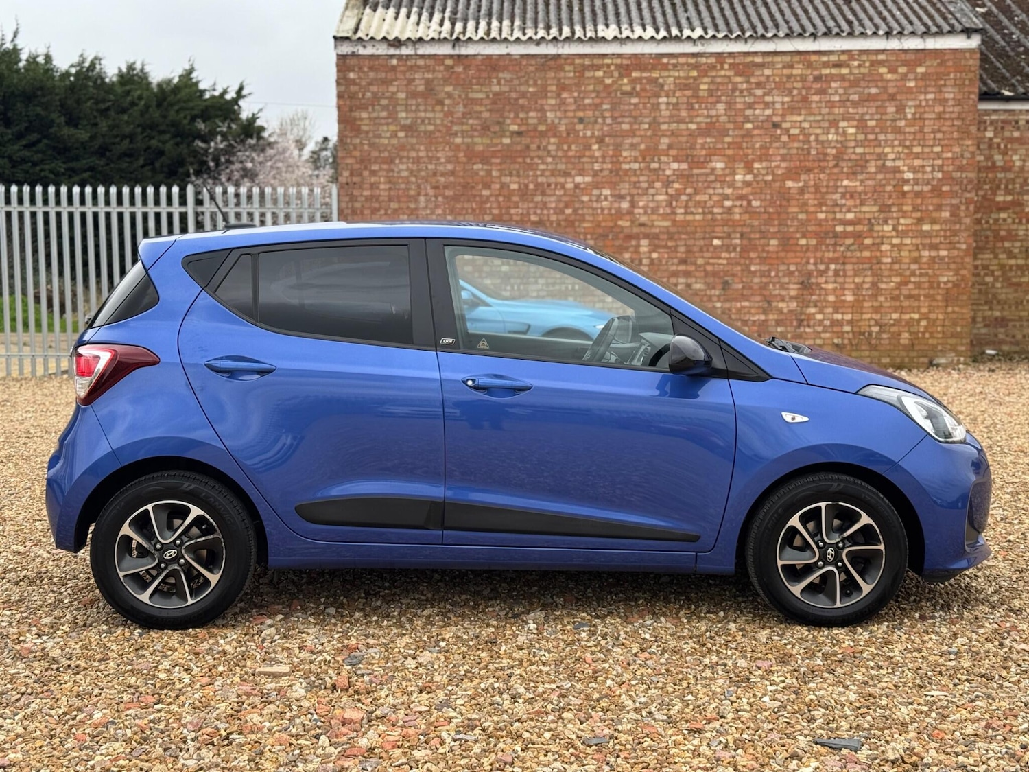 Used Hyundai i10 2018 for sale - 77898430: Photo 8
