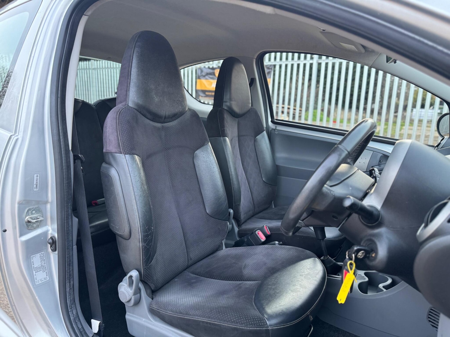 Used Toyota AYGO 2012 for sale - 77559048: Photo 10