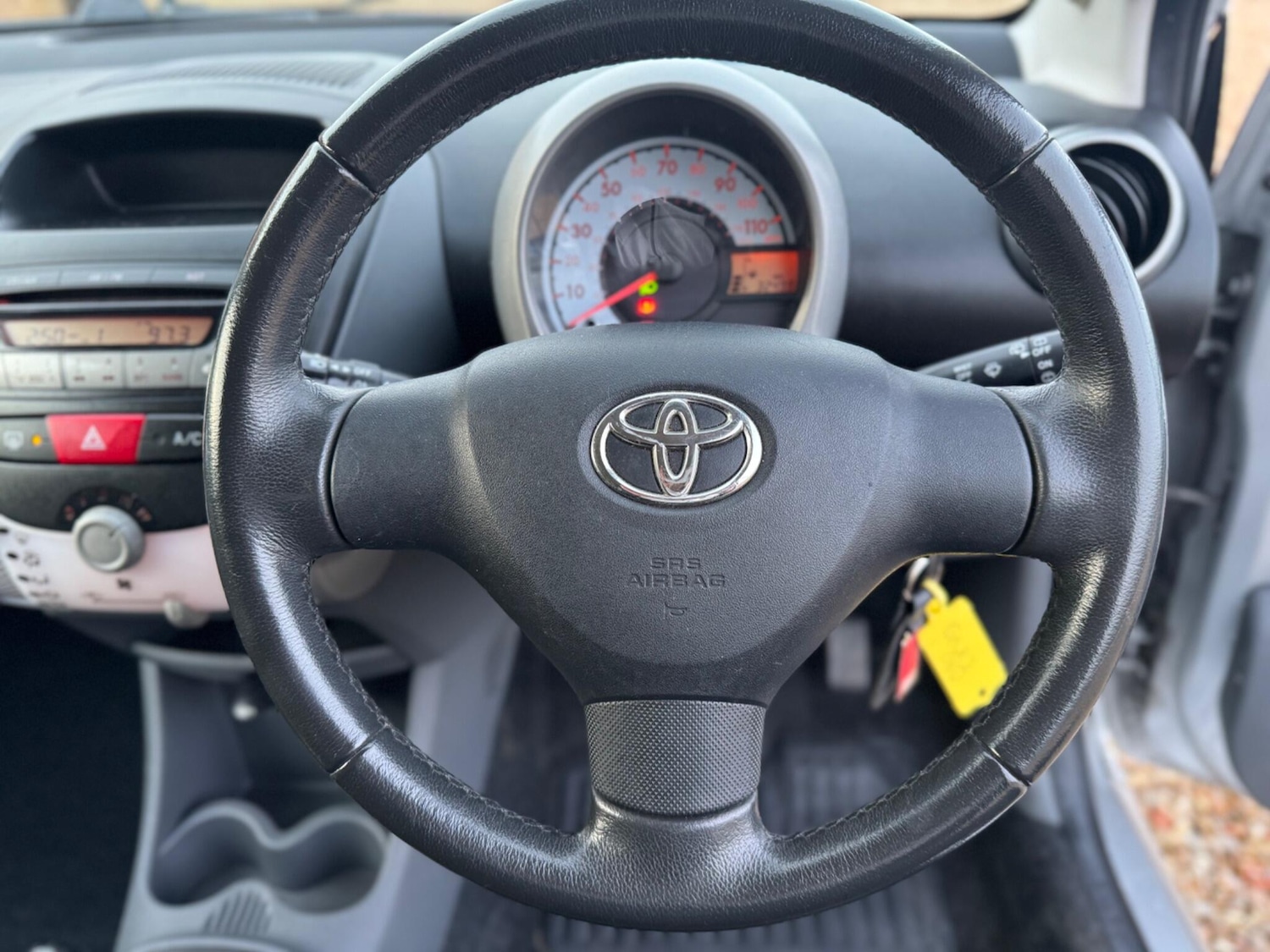 Used Toyota AYGO 2012 for sale - 77559048: Photo 14