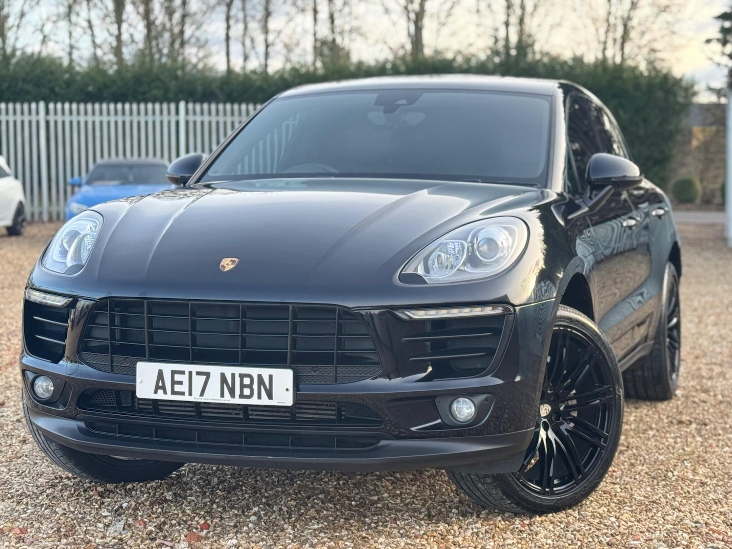 Used Porsche Macan 2017 for sale - 77612396: Photo 2