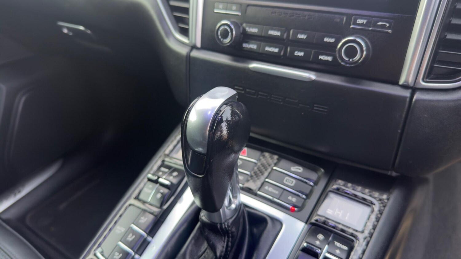 Used Porsche Macan 2017 for sale - 77612396: Photo 35