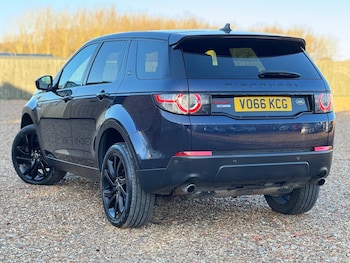 Used Land Rover Discovery Sport 2016 for sale - 77191048: Photo