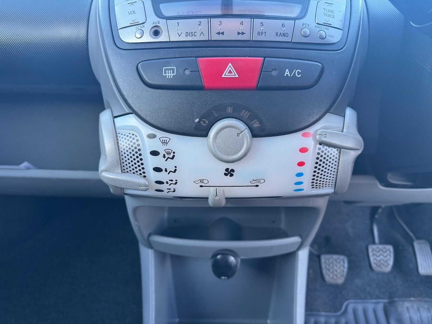 Used Toyota AYGO for sale - 77190671: Photo 23