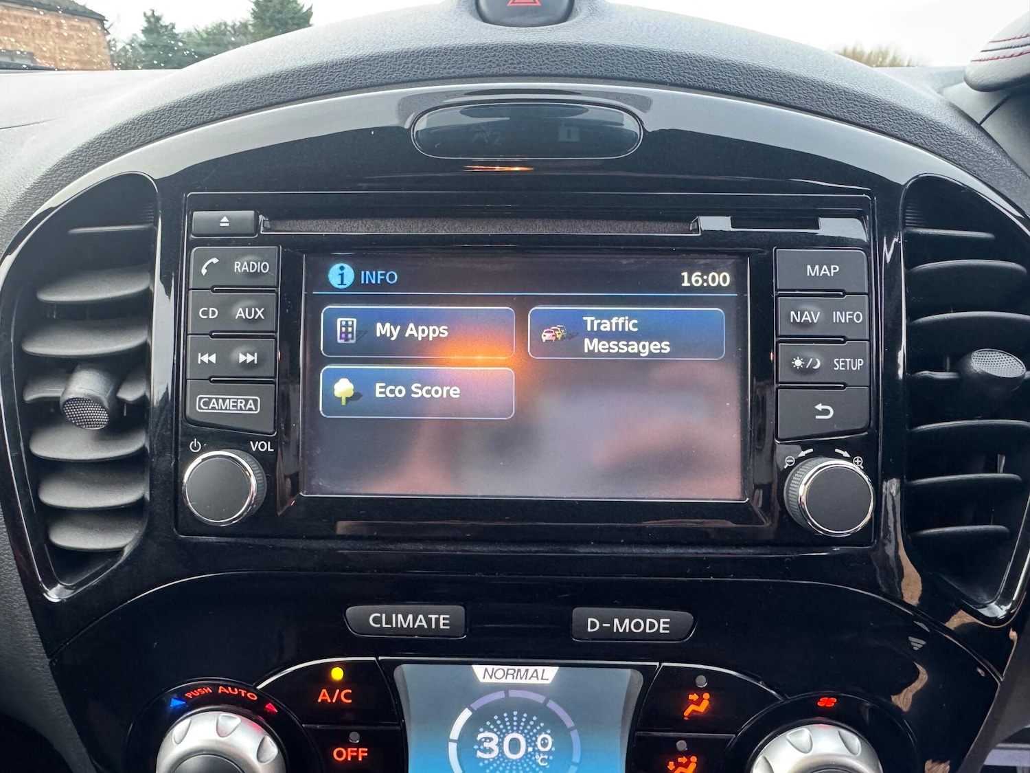 Used Nissan Juke for sale - 77191227: Photo 27