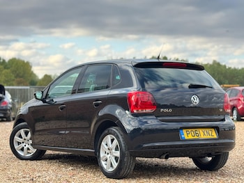 Used Volkswagen Polo 2011 for sale - 79540137: Photo