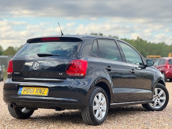 Used Volkswagen Polo 2011 for sale - 79540137: Photo