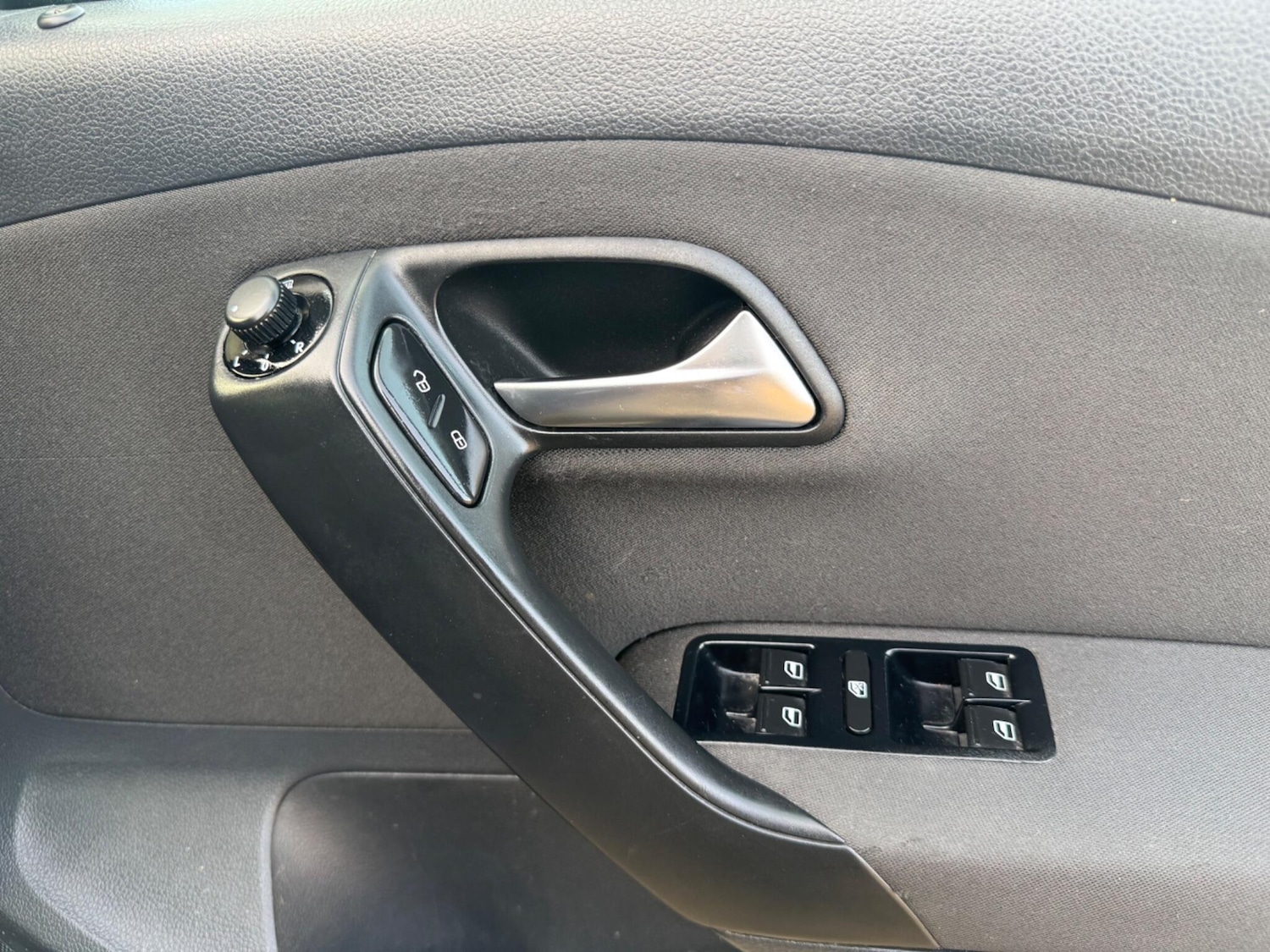 Used Volkswagen Polo 2013 for sale - 77768068: Photo 16