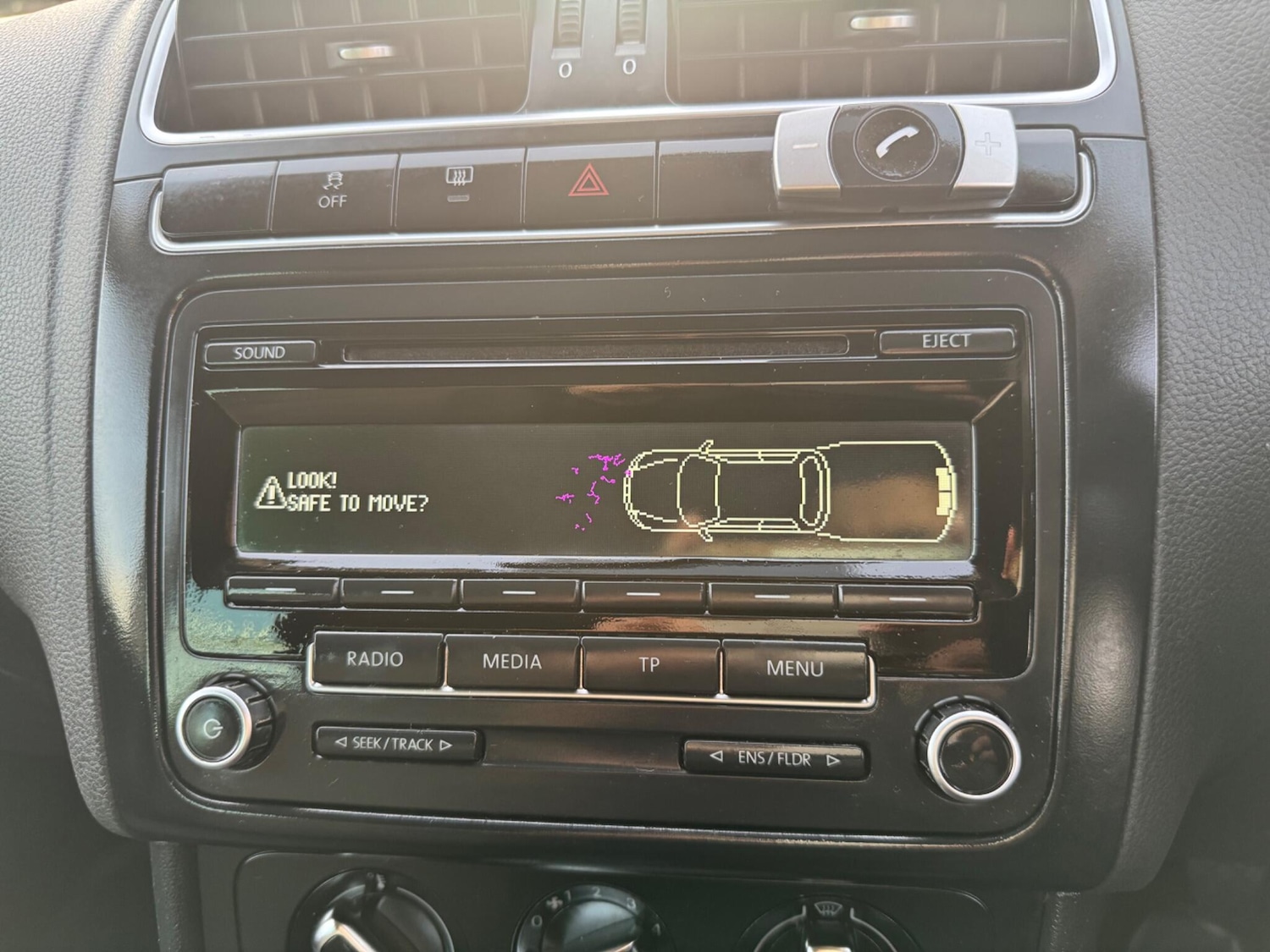 Used Volkswagen Polo 2013 for sale - 77768068: Photo 31